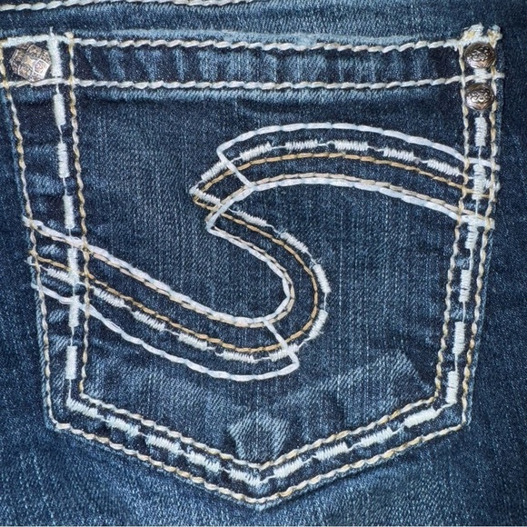 Silver Womens SUKI Blue 30X30 (actual) Flare Leg Jeans With Fading Medium Rise - Picture 1 of 9